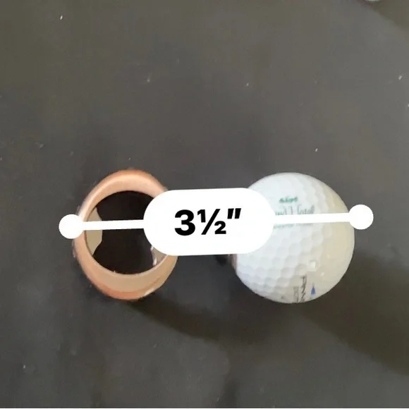 Grand Hotel MACKINAC ISLAND Golf Ball Bottle Opener - Picture 4 of 6